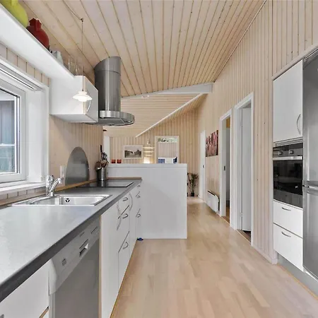 1520-aakirkeby-sohojbakken-2 * Vester Somarken